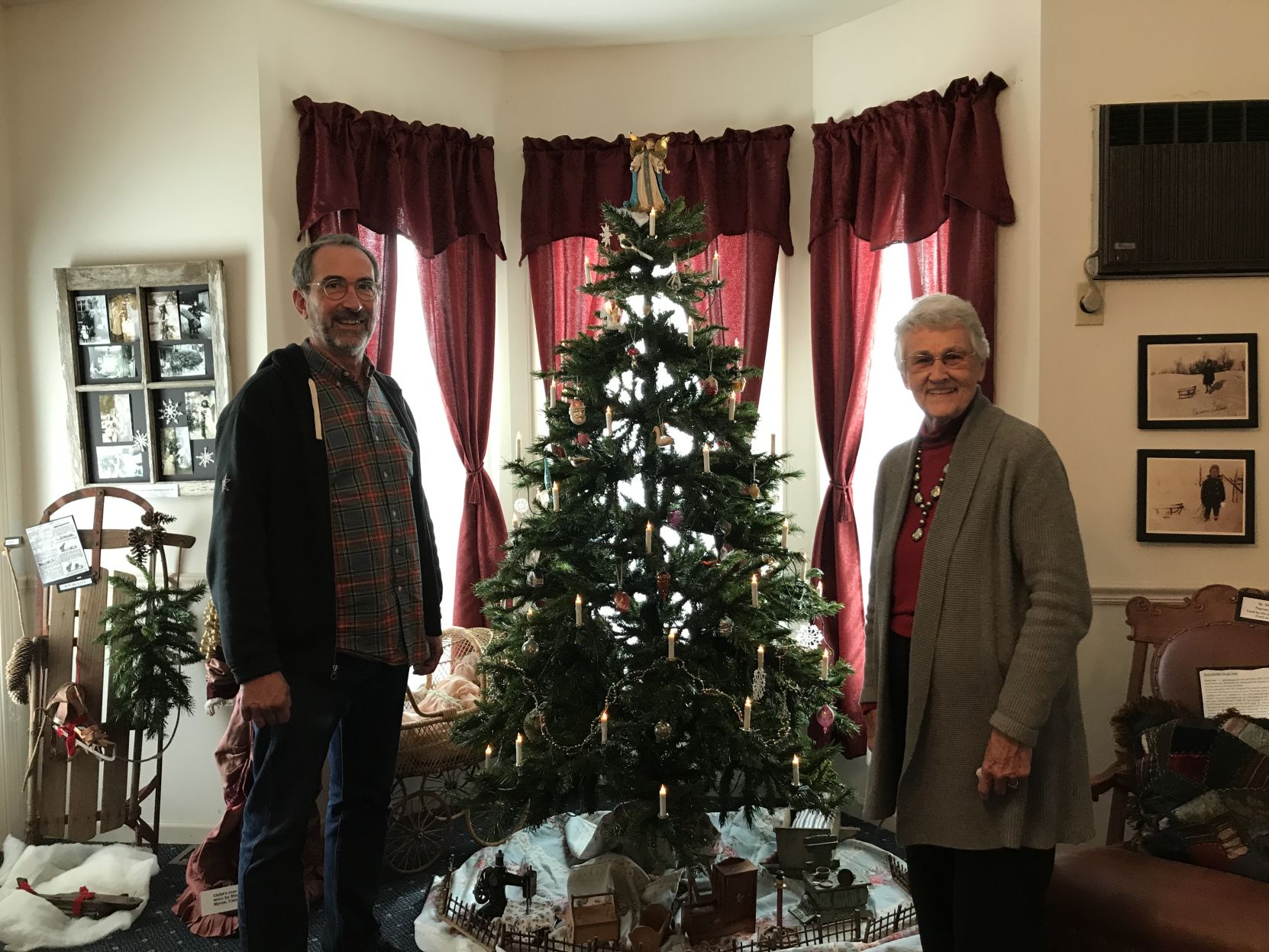 Visitors at the Anderson House